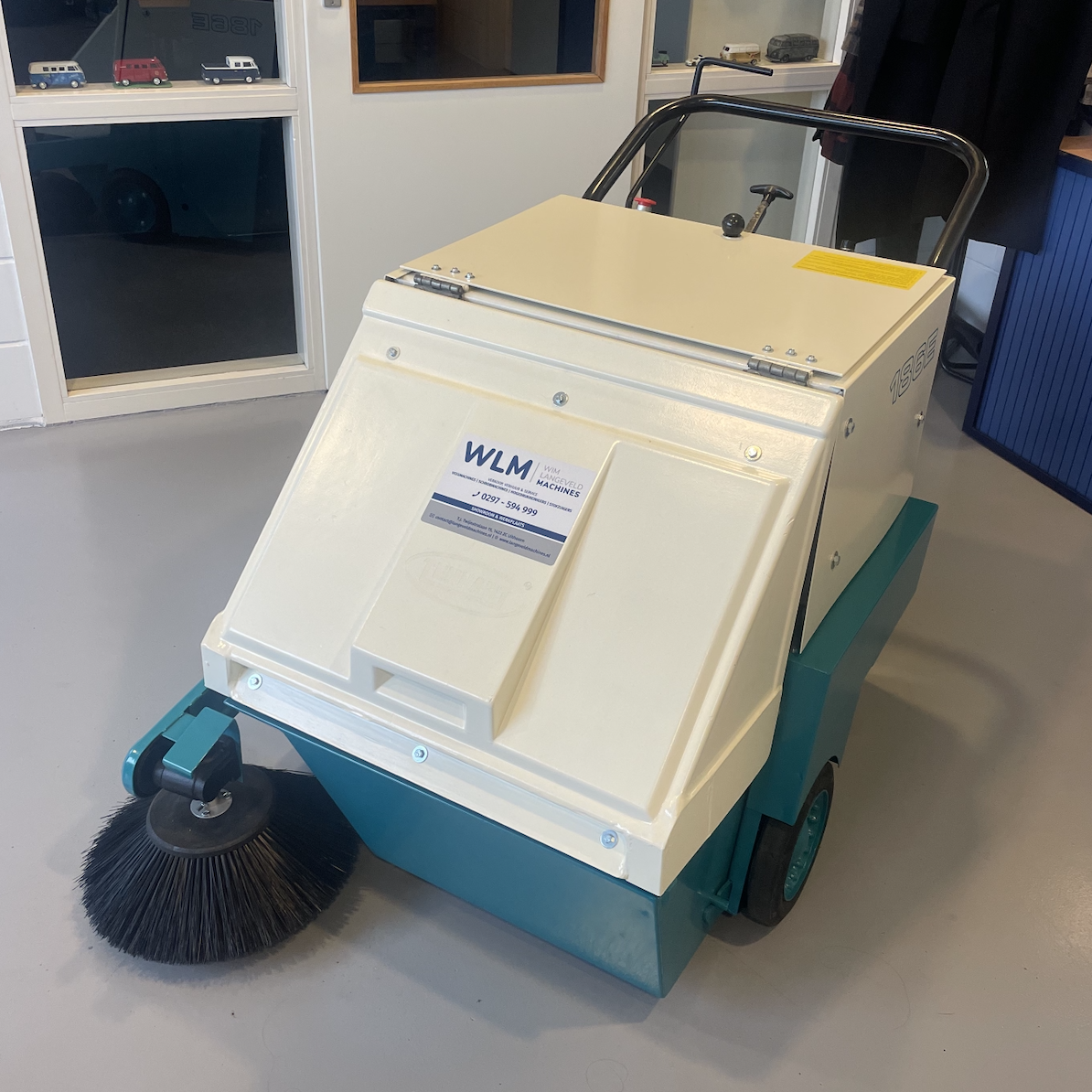 Tennant 186E | Middelgrote achterloop-veegmachine