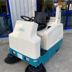 Tennant 6200 | Middelgrote opzit-veegmachine